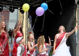 Dornburg Krohnt Neue Rosenkoenigin 15